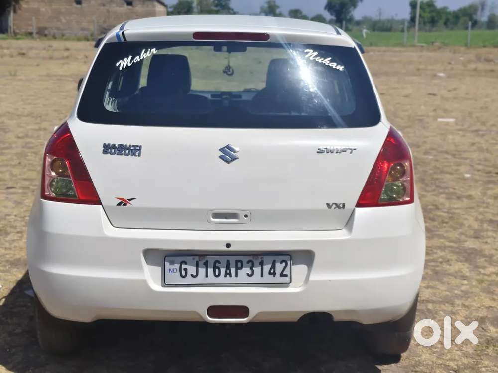 Maruti Suzuki Swift 2011