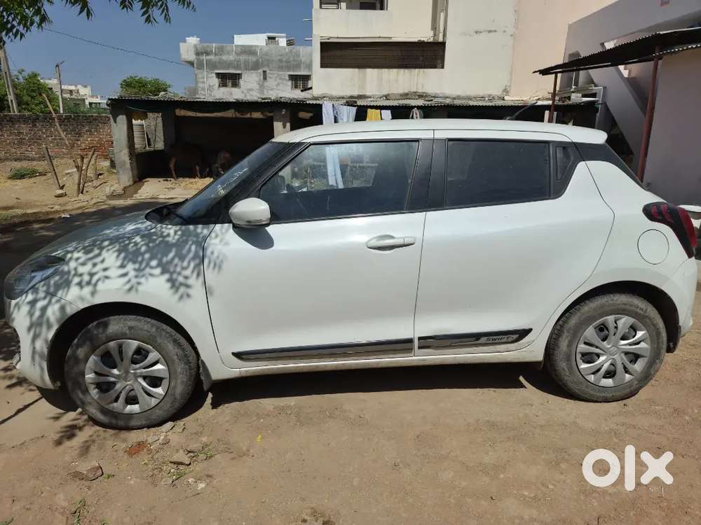 Maruti Suzuki Swift 2022 Petrol 45000 Km Driven