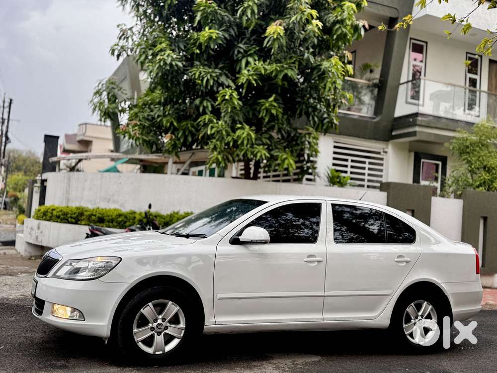 Skoda Laura 1.8 Ambition Tsi, 2010, Petrol