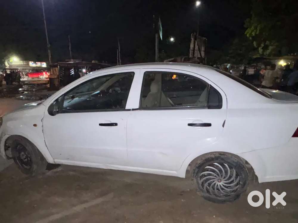 Chevrolet Aveo Petrol 2010