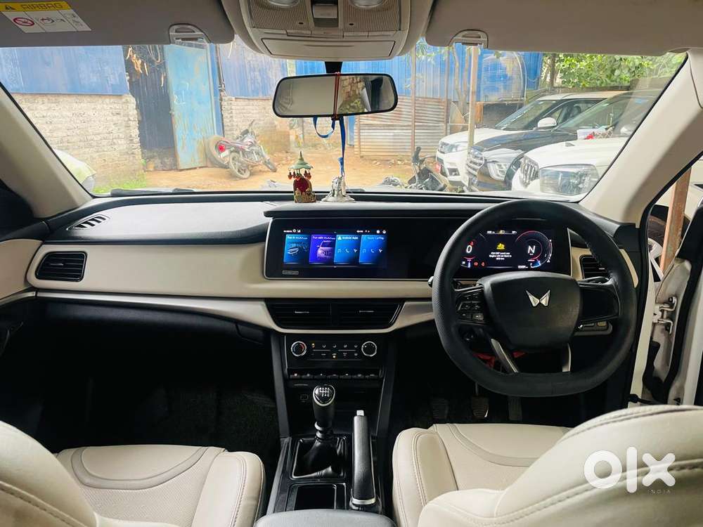 Mahindra Xuv700 2.2 Ax 5 Diesel Mt 7 Str, 2022, Diesel