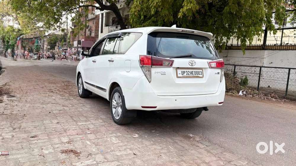 Toyota Innova Crysta 2.4 Z 7 Str, 2016, Diesel