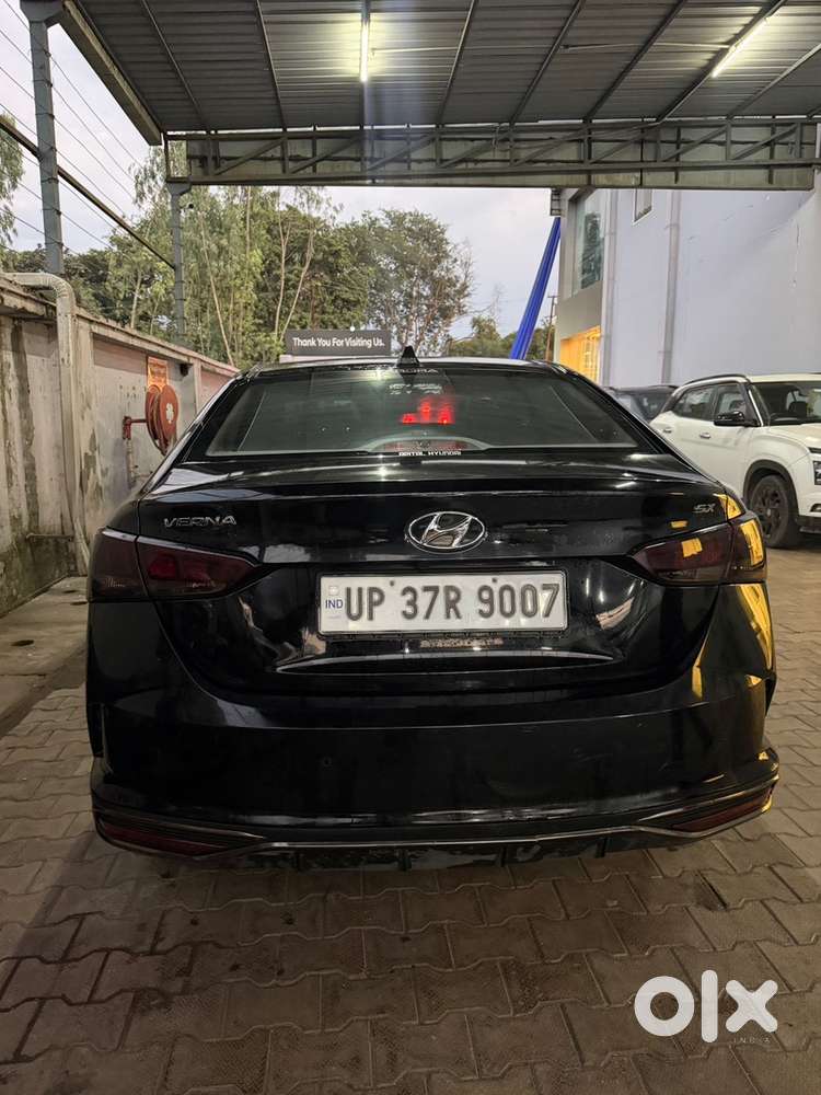 Hyundai Verna 2022 Diesel 100000 Km Driven