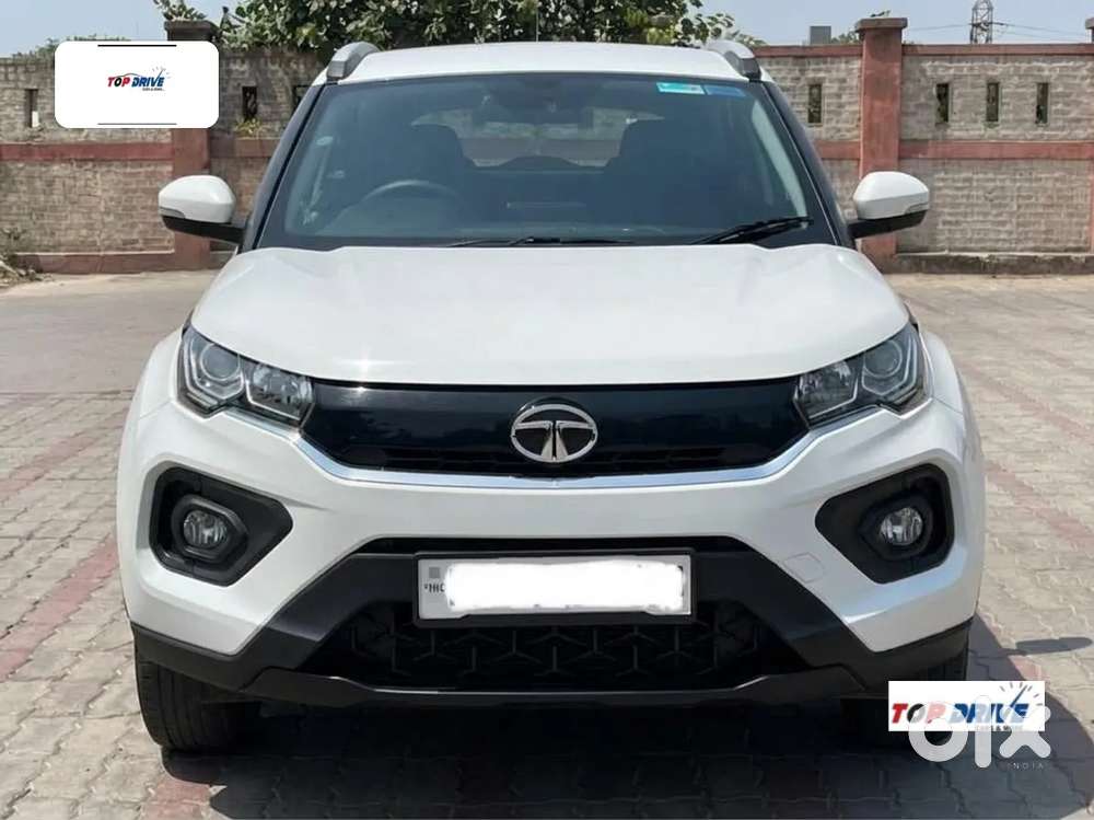 Tata Nexon 1.2 Revotron Xma, 2023, Petrol
