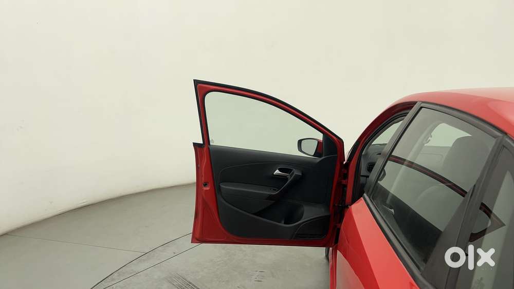 Volkswagen Polo 2009-2013 Petrol Comfortline 1.2l, 2017, Petrol