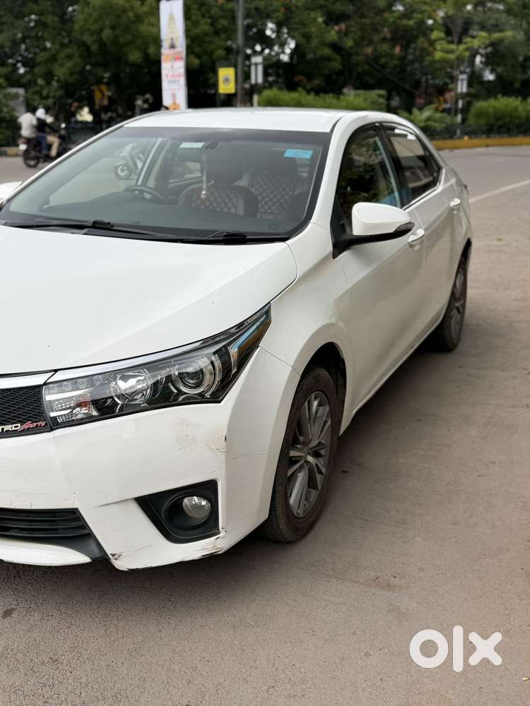 Toyota Corolla Altis Vl At, 2015, Petrol