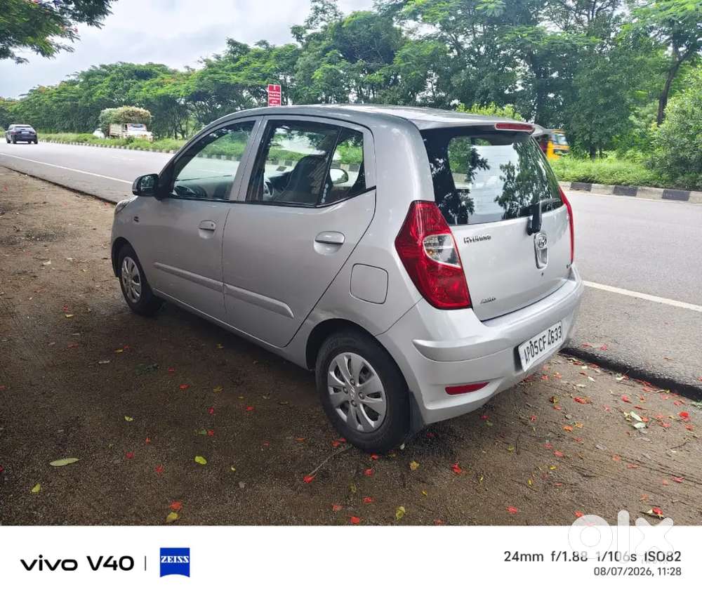 Hyundai I10 2013 Cng & Hybrids 82000 Km Driven
