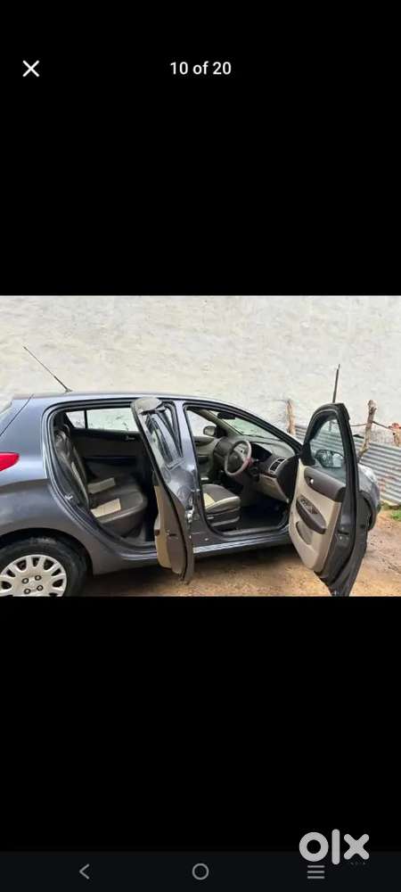Hyundai I20 Magna Petrol 2011 Model , 14 Inch New Alloy Wheels