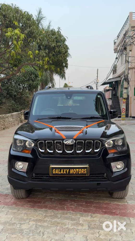 Mahindra Scorpio S10, 2016, Diesel