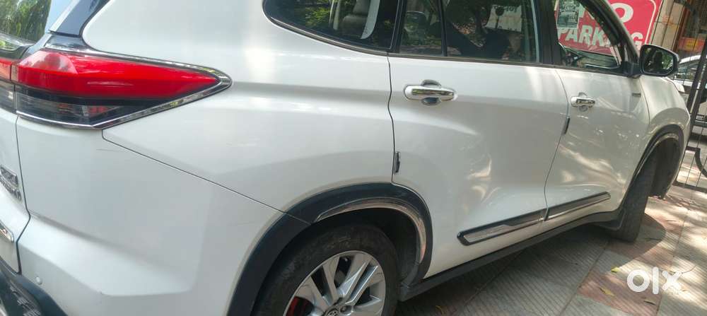 Toyota Innova Hycross Zx(o), 2023, Petrol