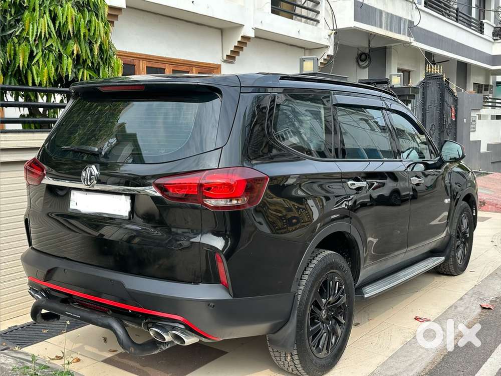 Mg Gloster Diesel Black Edition