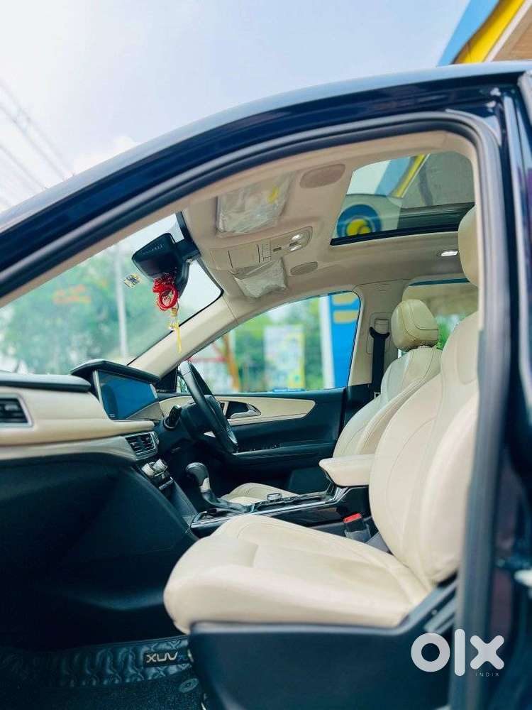Mahindra Xuv700 2.0 Ax 7 Petrol At Luxury Pack Str, 2024, Petrol