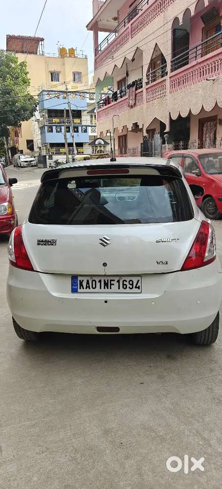 Maruti Suzuki Swift Petrol Manual 2014