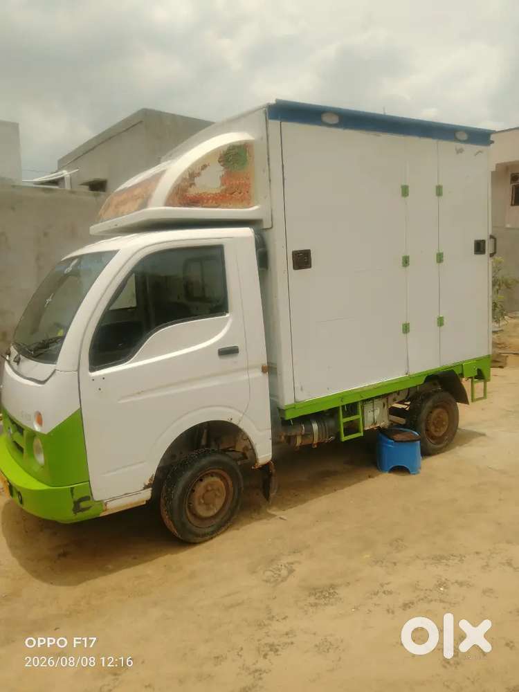 Tata Sumo Gold 2022 Gold Ex