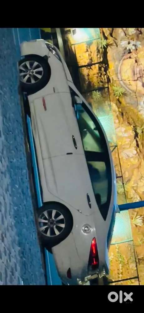 Hyundai Fluidic Verna 2013
