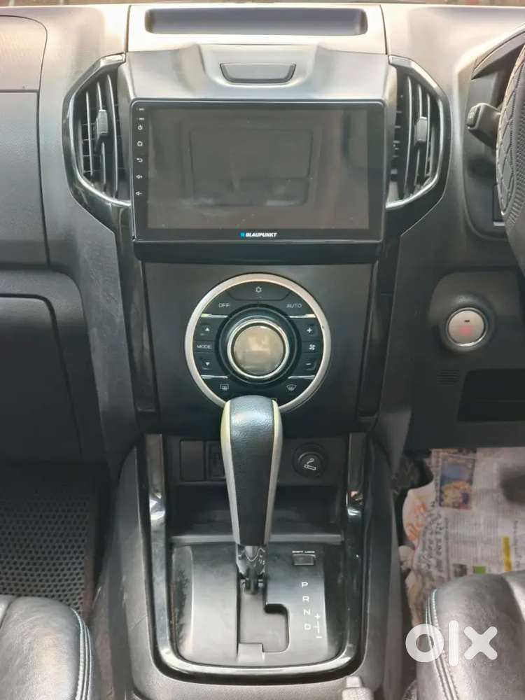 Isuzu V-cross Z 2022