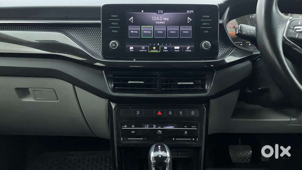 Skoda Kushaq Style 1.0l Tsi At, 2022, Petrol