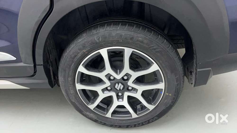 Maruti Suzuki Xl6 1.5 Alpha At, 2022, Petrol