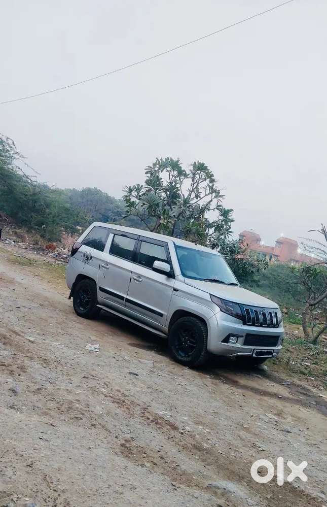 Well Maintained Mahindra Tuv300 Plus (top Model) - 100% Genuine, Zero