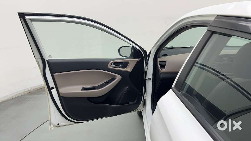 Hyundai Elite I20 Sportz Plus, 2020, Petrol