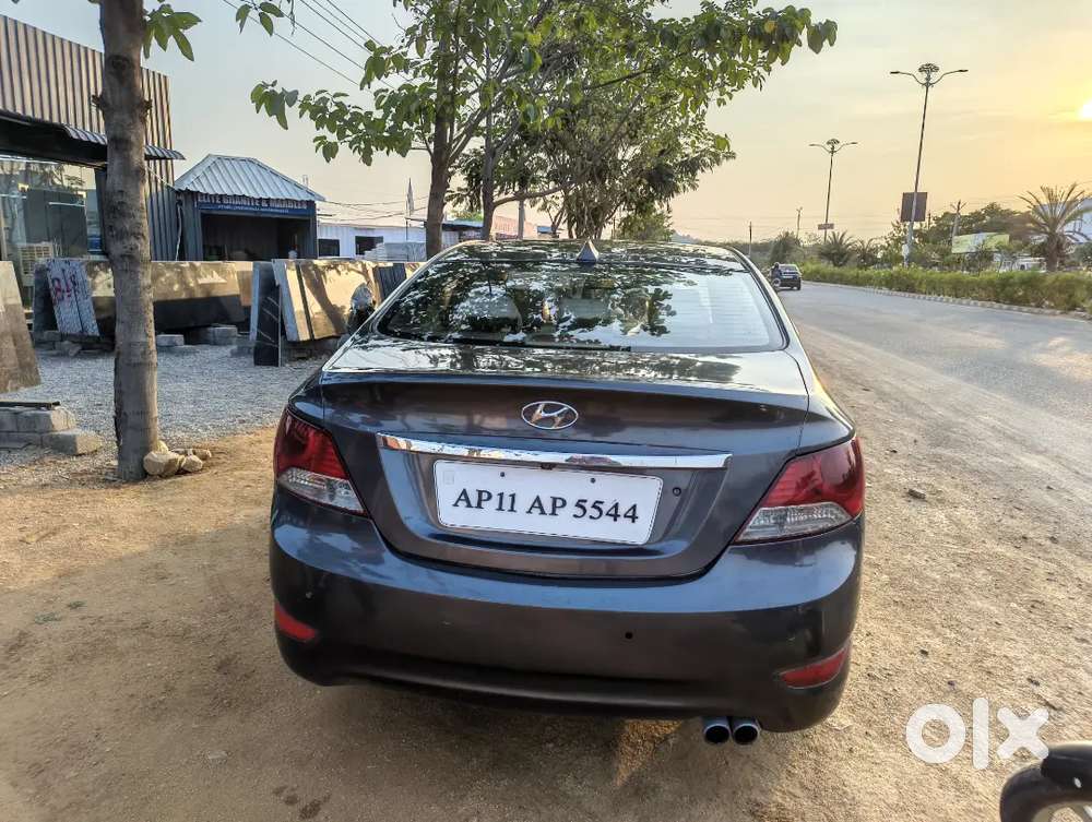 Hyundai Fluidic Verna 2012 Diesel 120000 Km Driven