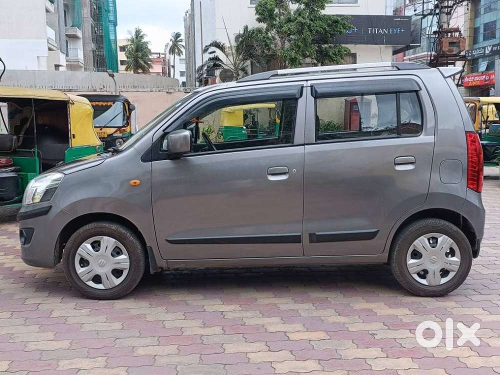 Maruti Suzuki Wagon R 1.0 Vxi Amt, 2018, Petrol