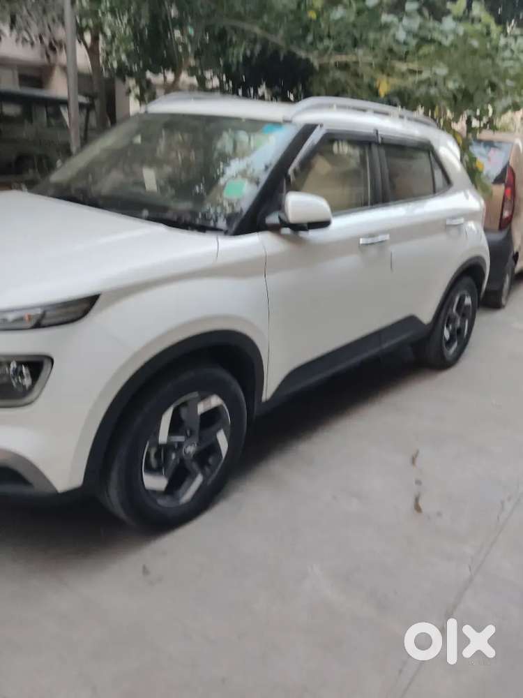 Venue Car, Sx Imt Turbo Automatic