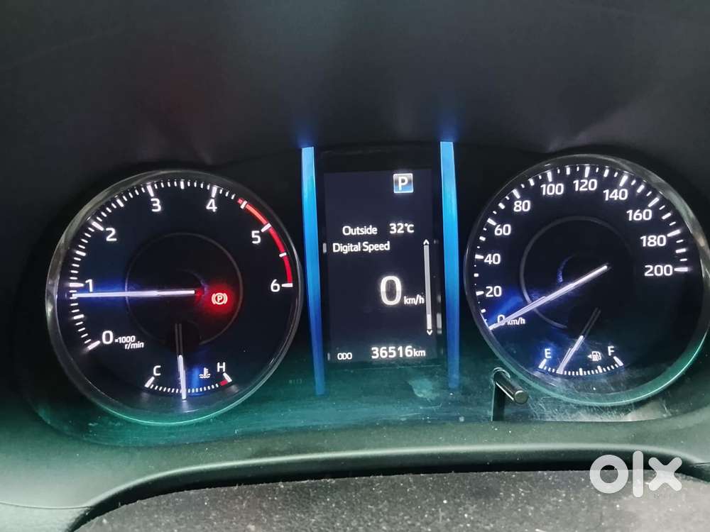 Toyota Fortuner 4x2 At 2.8 Diesel, 2022, Diesel