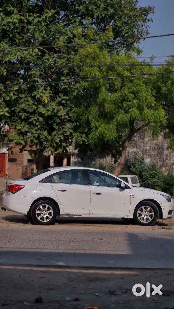 Chevrolet Cruze 2012 Automatic Vcdi Ltz At