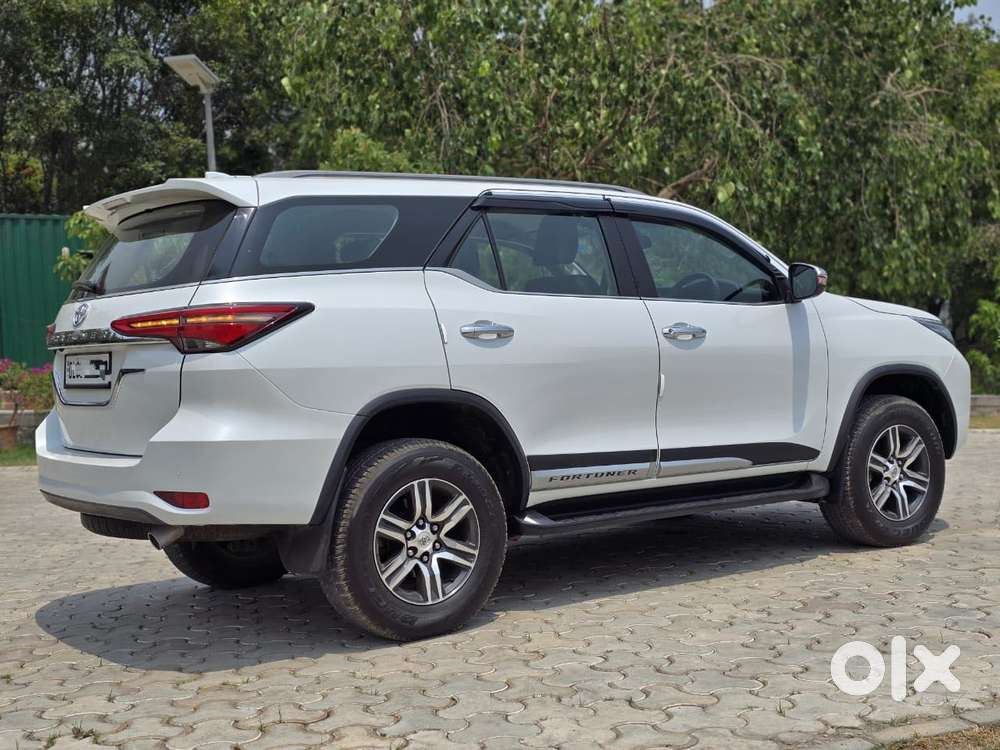 Toyota Fortuner 3.0 4x2 Automatic, 2024, Petrol