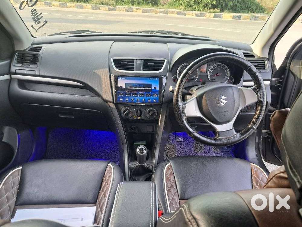 Maruti Suzuki Swift Vxi 1.2 Abs Bs-iv, 2017, Petrol