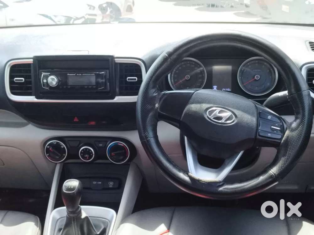 Hyundai Venue E 1.2 Petrol, 2022, Petrol
