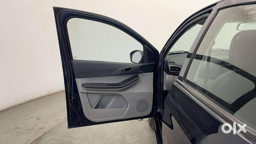 Tata Tiago 1.2 Revotron Xt Option, 2021, Petrol