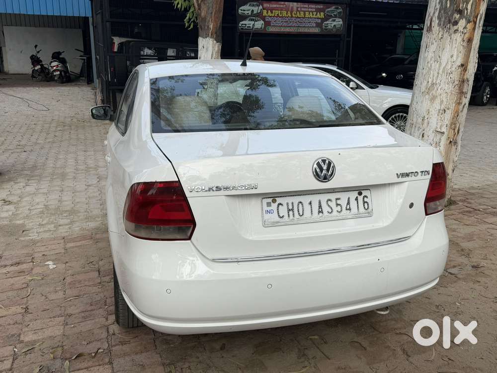 Volkswagen Vento [ ] 1.6 Highline Plus, 2013, Diesel