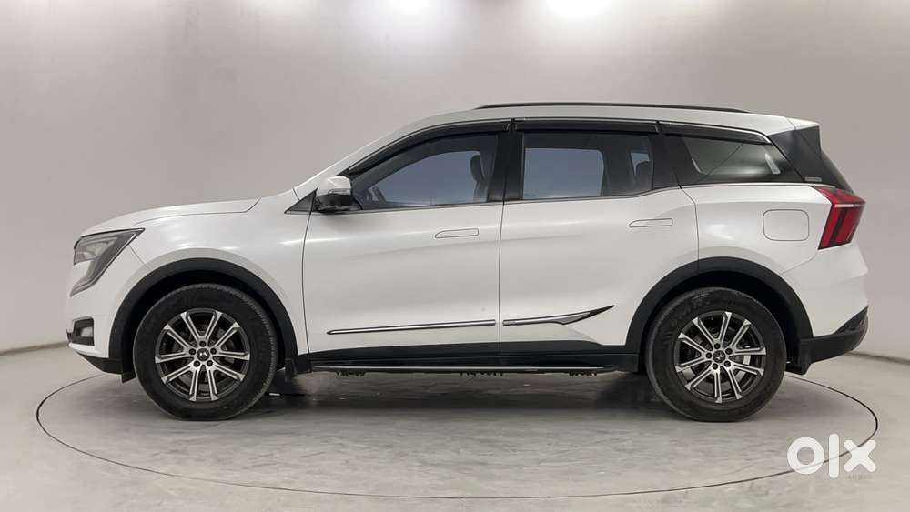 Mahindra Xuv700 2.2 Ax 7 Diesel At Luxury Pack Str, 2023, Diesel