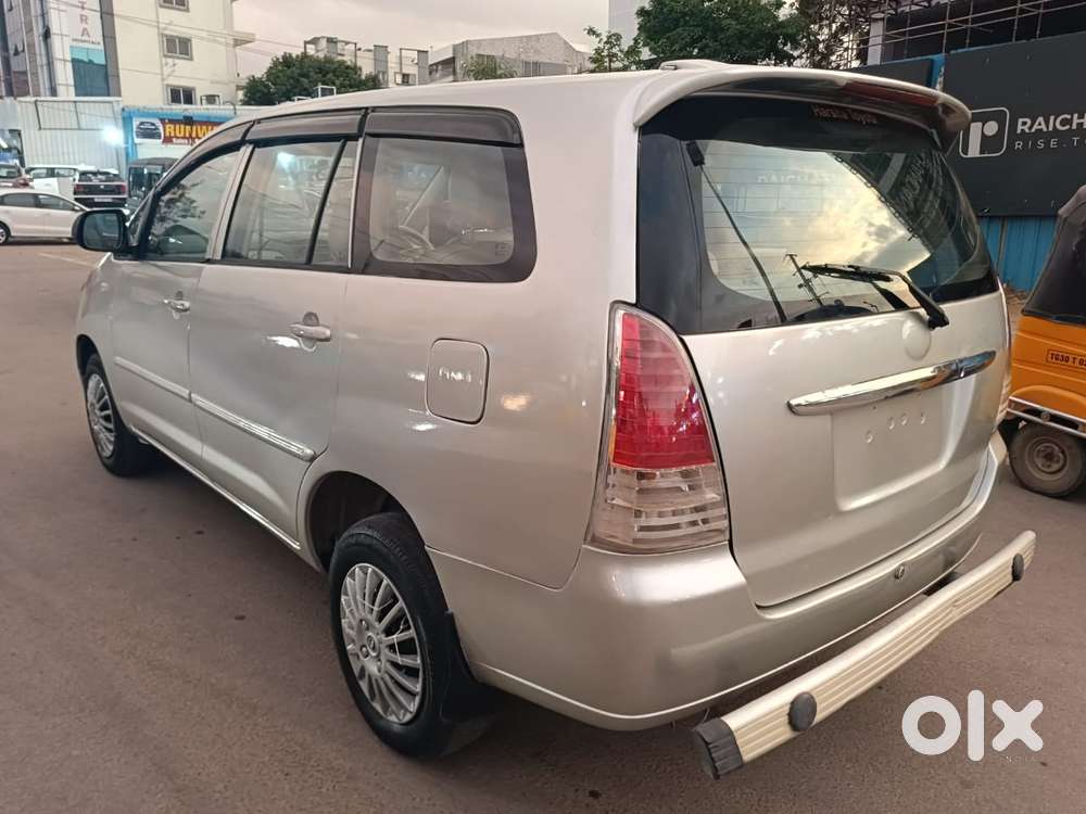 Toyota Innova 2.5 V 7 Str, 2006, Diesel