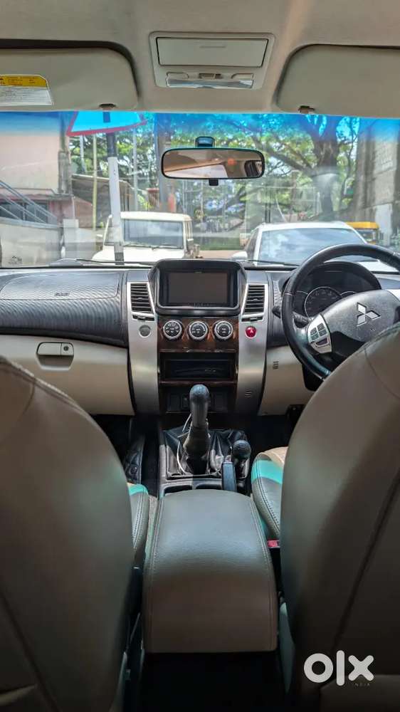 Mitsubishi Pajero Sport 2014