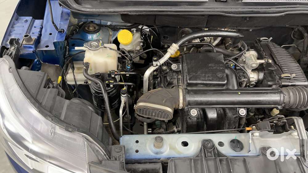 Renault Triber Rxz Easy-r Amt, 2022, Petrol