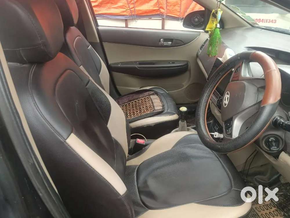Hyundai I20 2011 Cng & Hybrids 115000 Km Driven