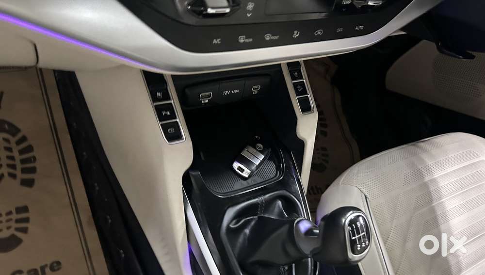 Kia Carens 1.5 Luxury Plus Turbo 7 Str, 2022, Petrol