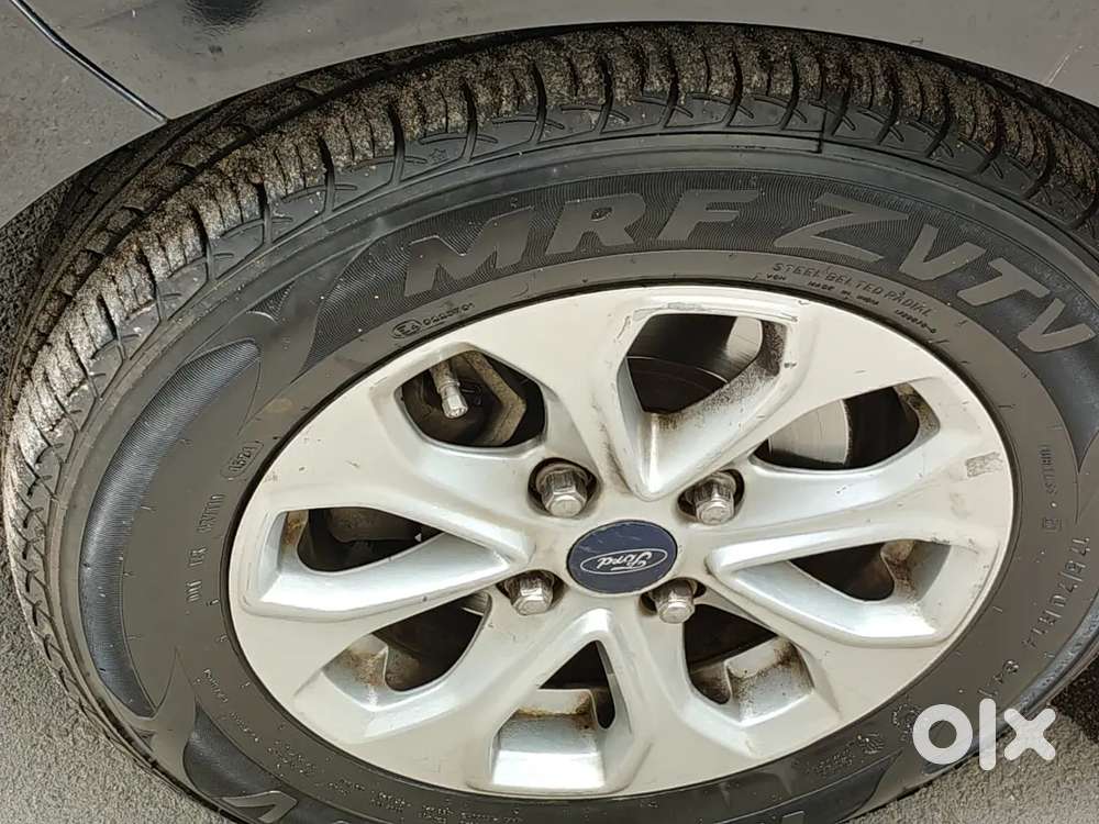 Ford Figo Aspire 2018 Petrol 120000 Km Driven