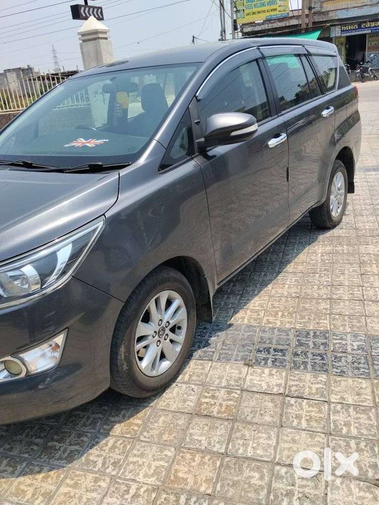 Toyota Innova Crysta 2.7 Gx Mt, 2017, Diesel