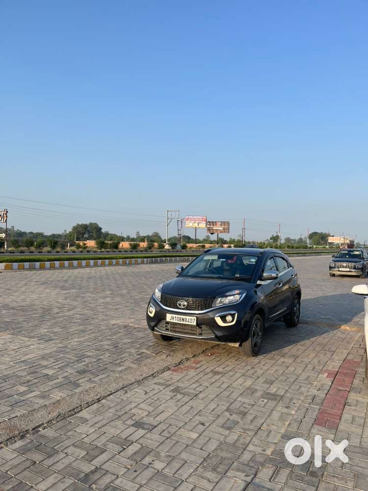 Tata Nexon Petrol Manual 2018