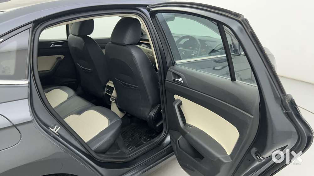 Skoda Slavia Style 1.5l Tsi Dsg, 2022, Petrol