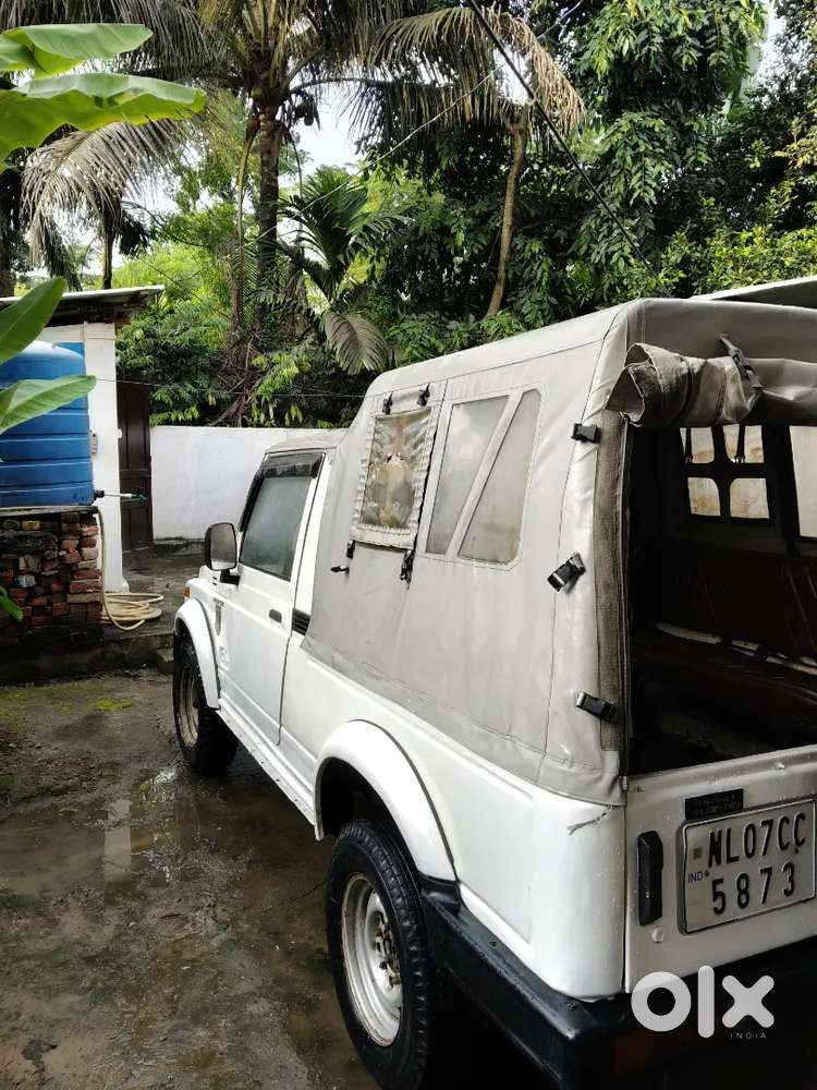 Maruti Suzuki Gypsy King 2010