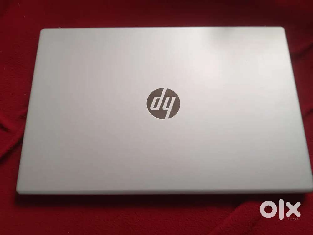 Hp laptop ryzen 5 (4 months old) 8 months warranty remaining