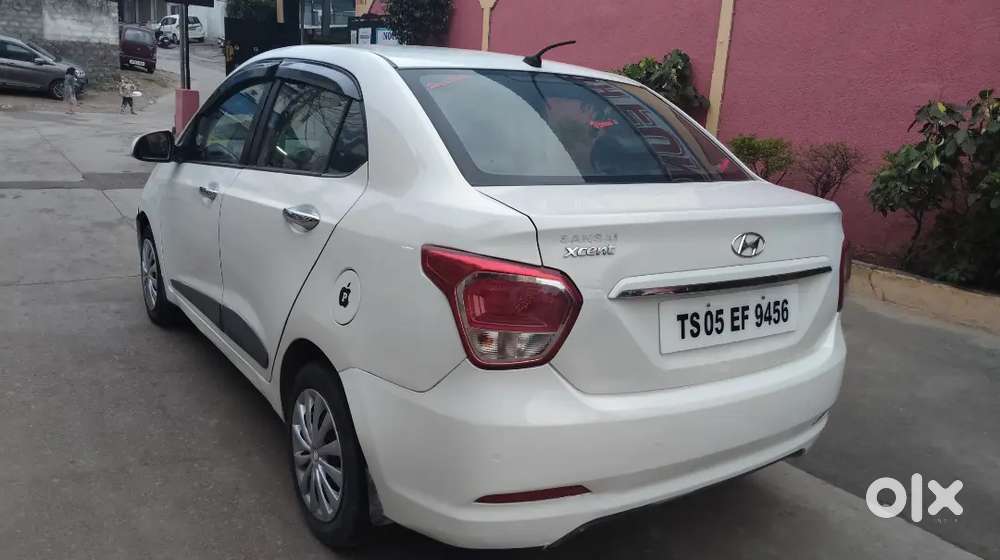Hyundai Xcent 2015 Petrol