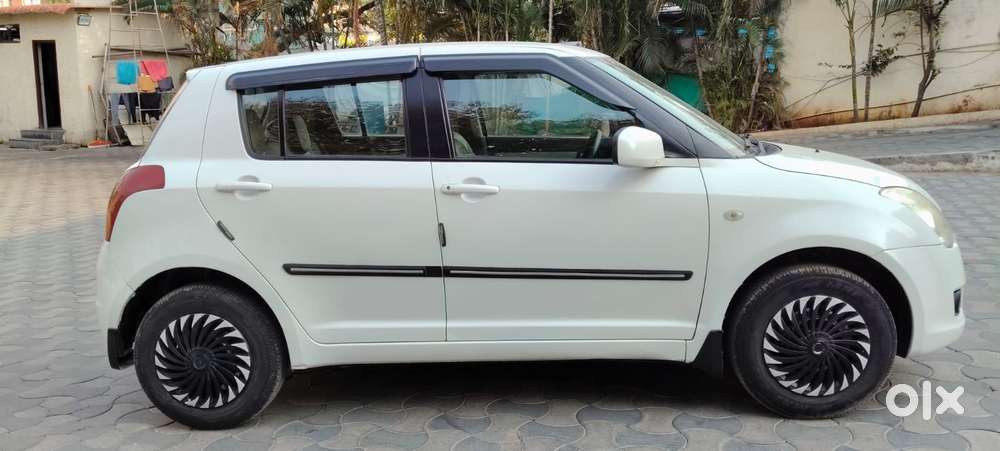 Maruti Suzuki Swift Vxi Bsiv, 2007, Petrol