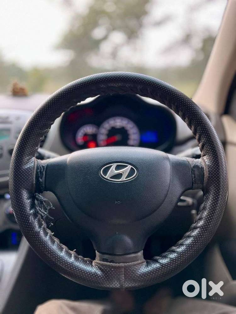 Hyundai I10 Sportz At, 2011, Petrol