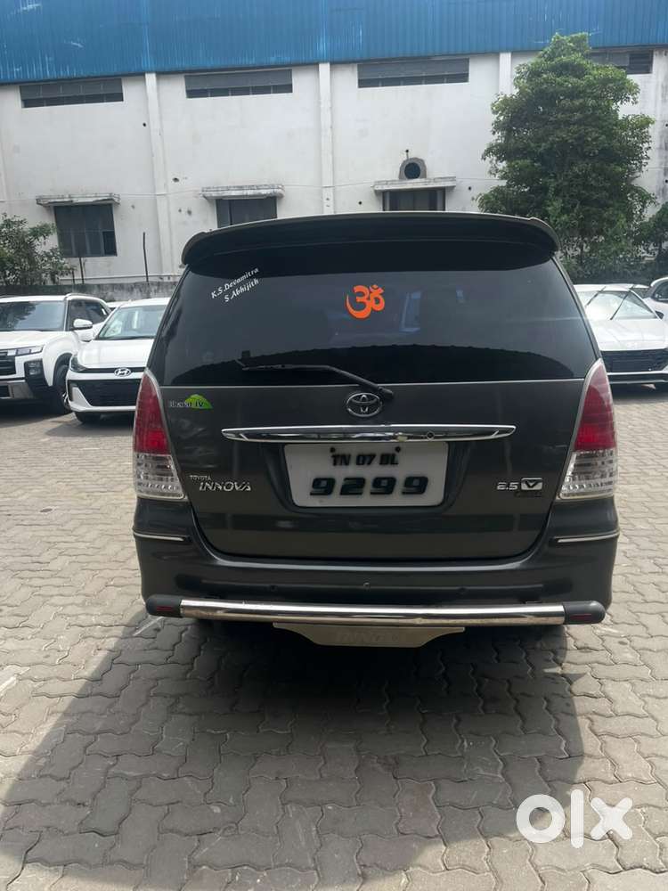 Toyota Innova 2.5 V 7 Str, 2011, Diesel